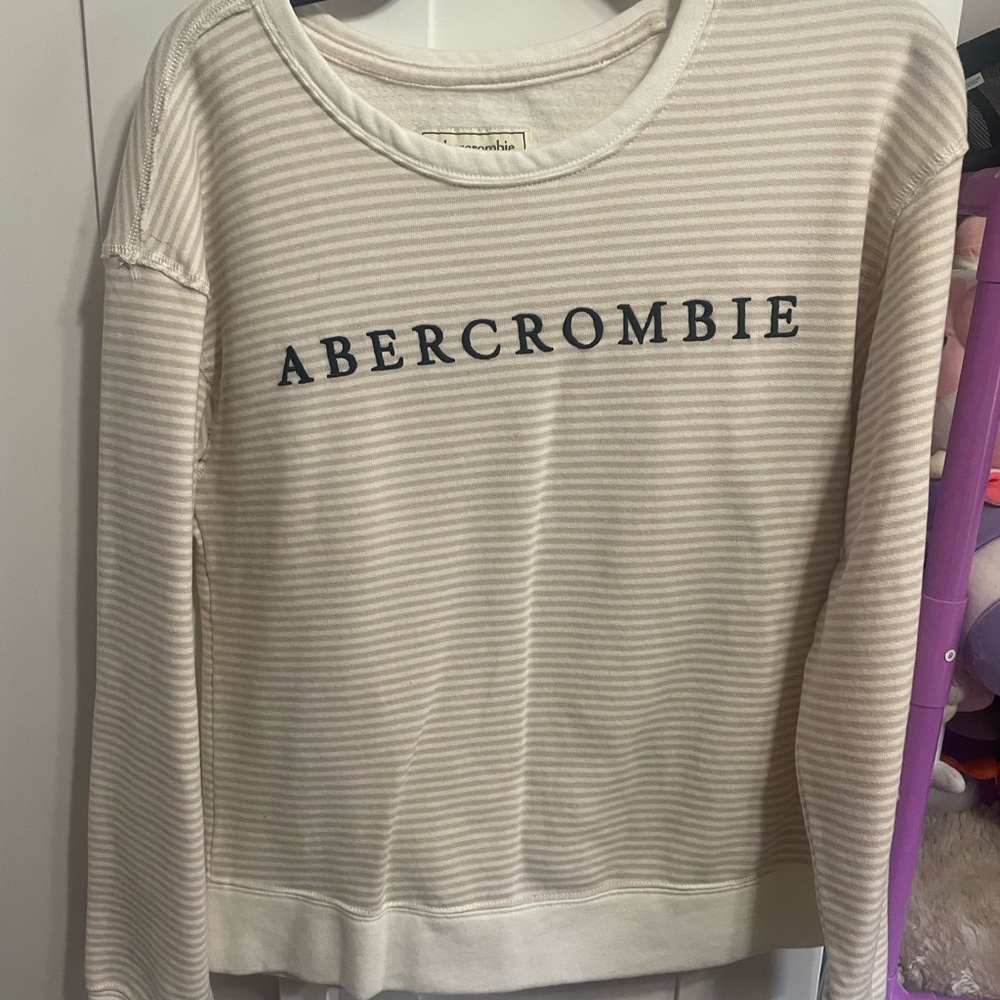 Abercrombie Cream Sweatshirt